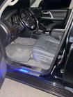 Toyota Land Cruiser 200 2007–2021 Verlichte instaplijsten (set van 4 stuks) foto 7