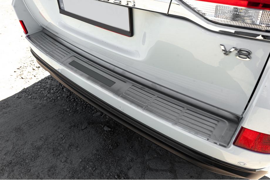 Toyota Land Cruiser 200 2007–2021 Achterbumper beschermlijst 2016-2021 (RVS) Image