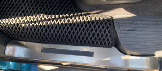 Toyota Land Cruiser 200 2007–2021 Binnenste instaplijsten met verlichting (4 stuks) foto 5