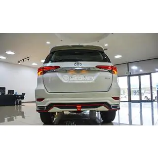 Lexus-TRD V2 bodykit set (voor 2015-2020) foto 3