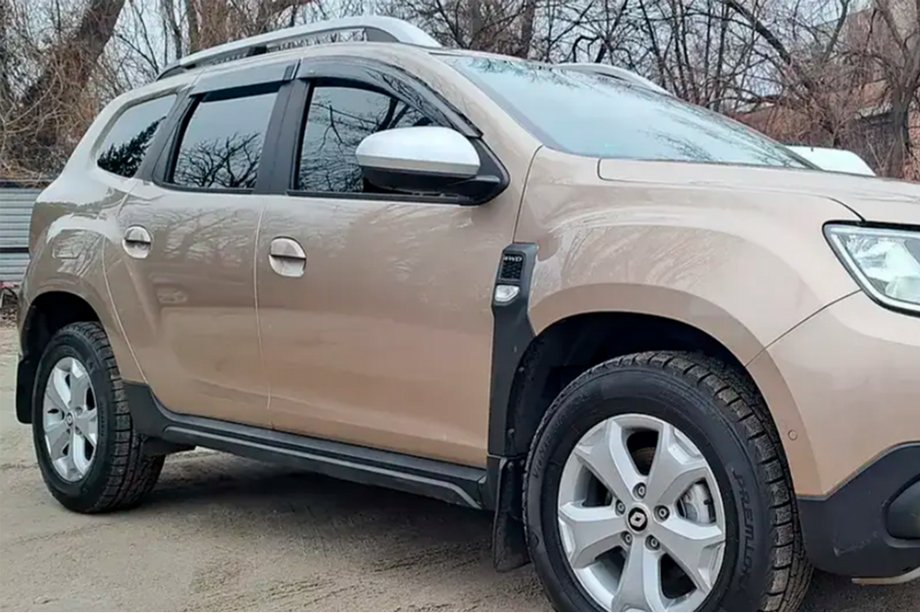 Renault Duster 2018–2024 Raamdeflectoren (4 stuks, HIC) Image