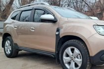 Dacia Duster 2018–2024 Raamdeflectoren (4 stuks, HIC) foto 1