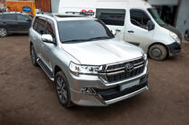 Toyota Land Cruiser 200 2007–2021 Bodykit set 2016-2021 (Executive 2021) Witte kleur foto 5