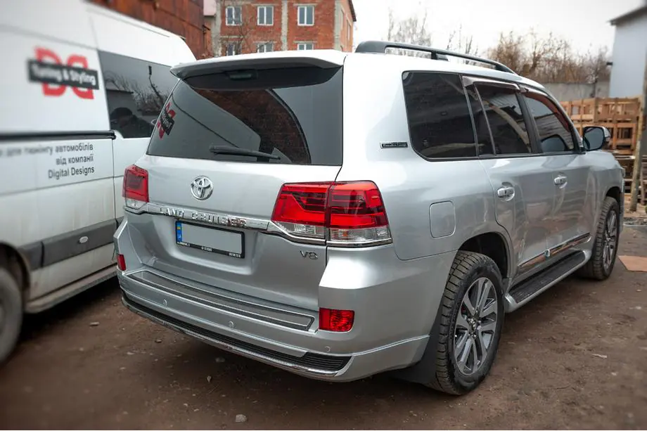 Toyota Land Cruiser 200 2007–2021 Bodykit set 2016-2021 (Executive 2021) Foto 7