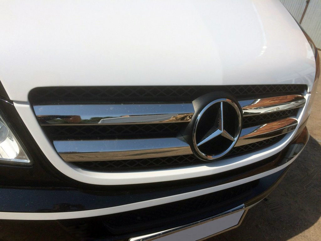 Tuning van het radiateurrooster voor Mercedes Sprinter