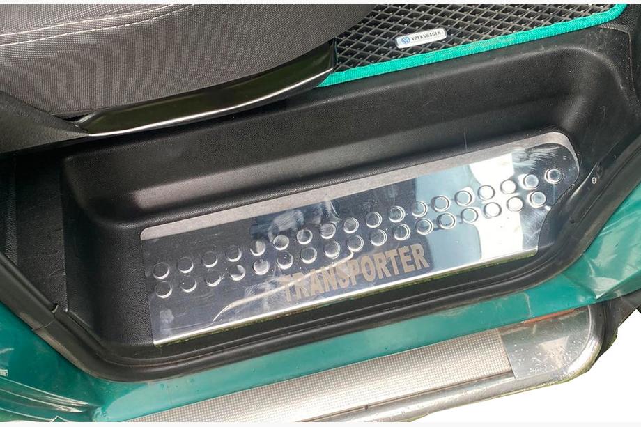 Volkswagen T4 Transporter 1990–2003 Interieur dorpellijsten type 4 (staal) Set van 4 stuks Image