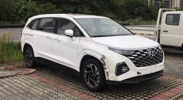 Hyundai presenteert de nieuwe Custo-minivan