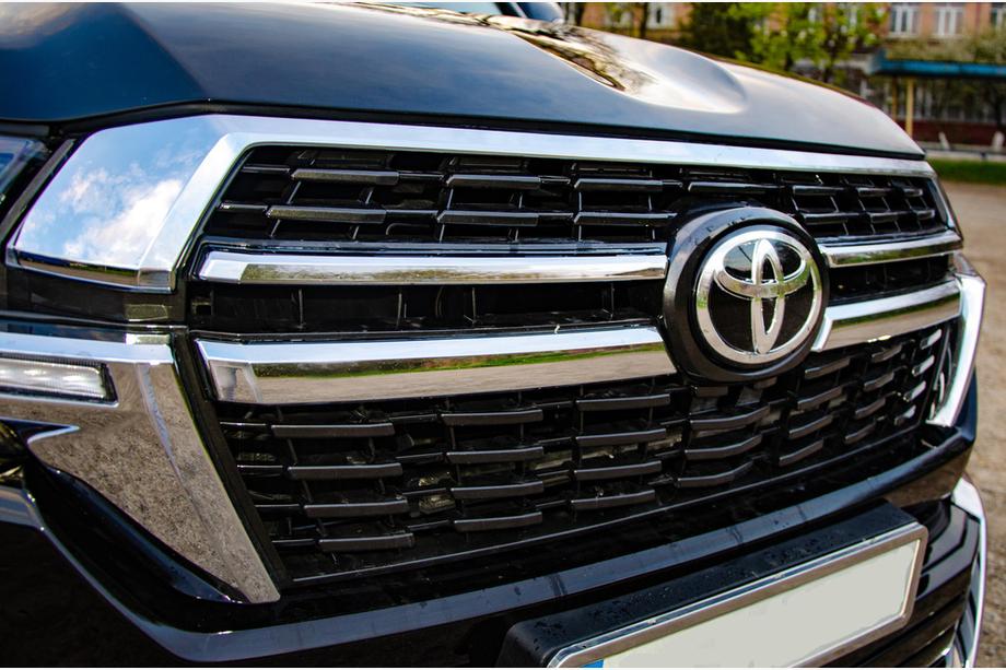 Toyota Land Cruiser 200 2007–2021 Facelift ombouwset van LC200 2008-2015 naar 2021 Executive Foto 6