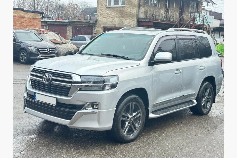 Toyota Land Cruiser 200 2007–2021 Facelift ombouwset van LC200 2008-2015 naar 2021 Executive Foto 36