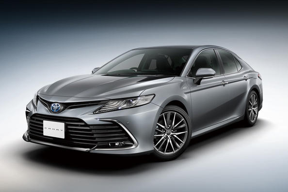 Vernieuwde Toyota Camry debuteert in Japan