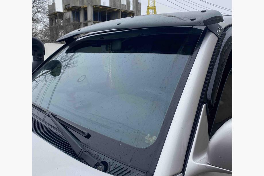 Toyota Land Cruiser 100 1998–2007 Zonneklep voor voorruit Image