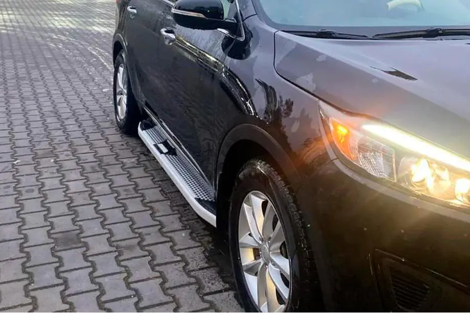 Kia Sorento III UM 2014–2020 Mevsim Grey side steps (2 stuks, aluminium) Foto 1