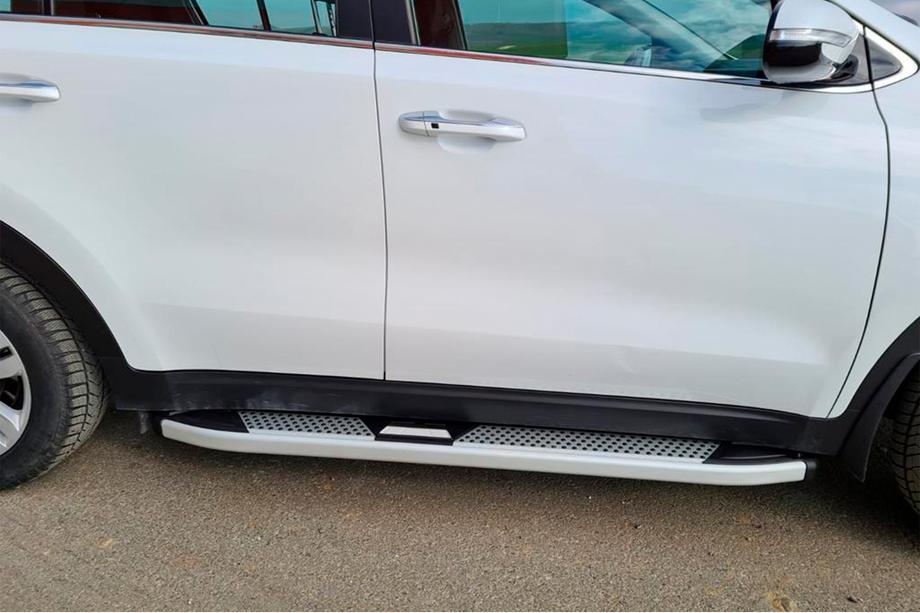 Kia Sportage 2015–2021 Mevsim Grey side steps (2 stuks, aluminium) Foto 1