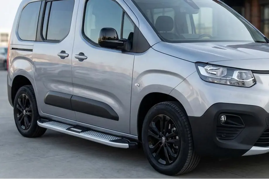 Peugeot Partner/Rifter 2019– Mevsim Grey side steps (2 stuks, aluminium) Image