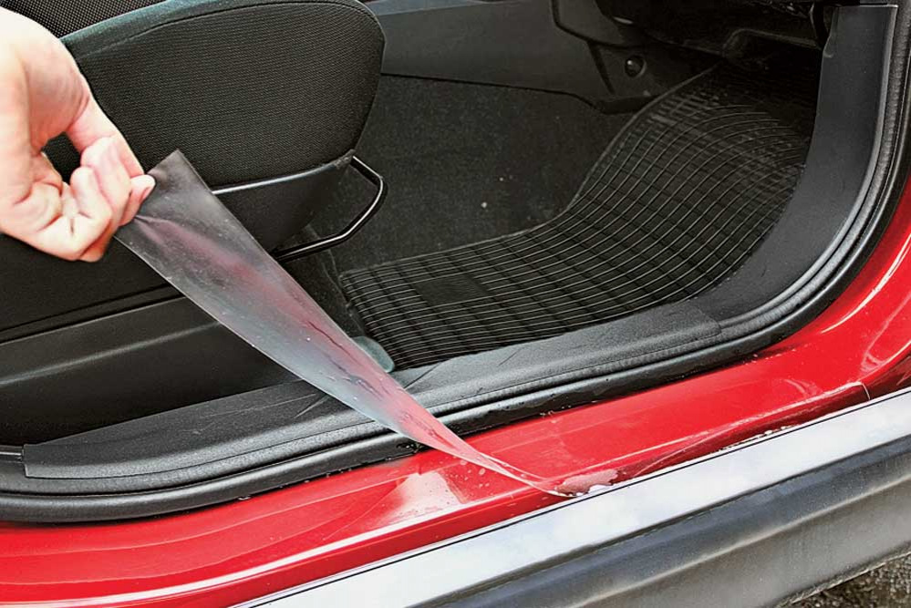 Beschermfolie voor instapdorpels van de auto