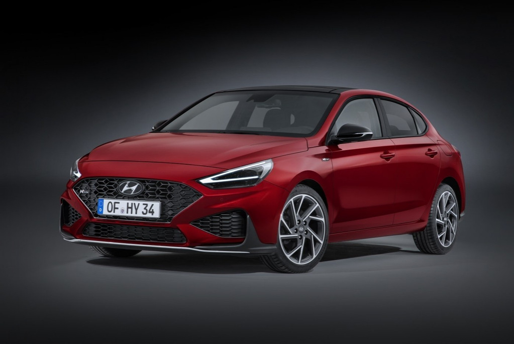 Review van de vernieuwde Hyundai i30 Fastback liftback