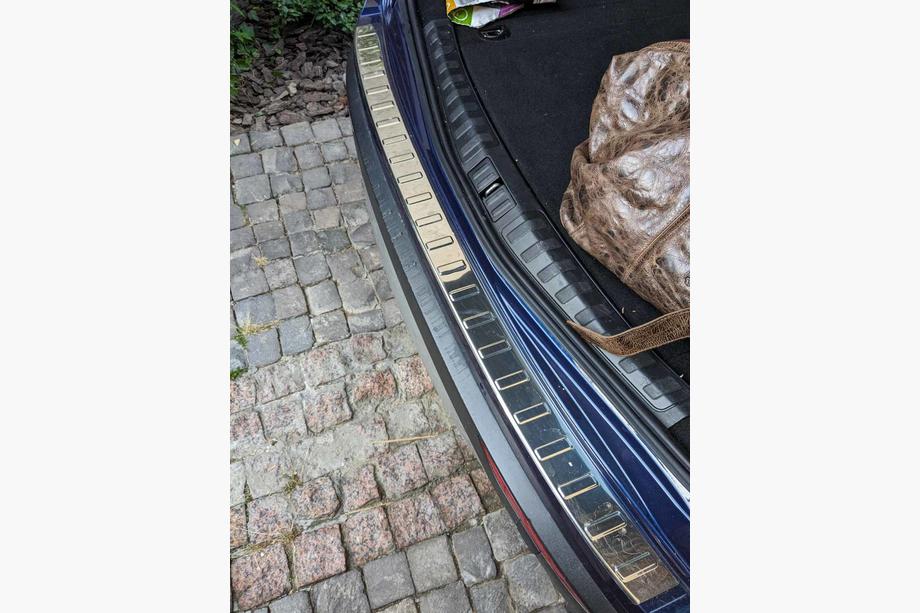Alfa Romeo Stelvio 2016– RVS sierlijst voor achterbumper Carmos (RVS) Foto 1