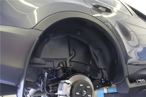 Zelf wielkastbeschermers op je auto monteren