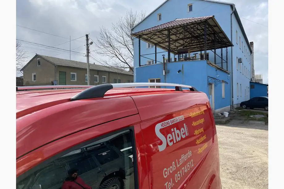 Ford Connect 2014–2021 Dakrails chroom Foto 1