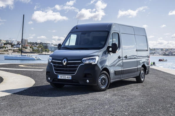 Review van de vernieuwde Renault Master bestelwagen