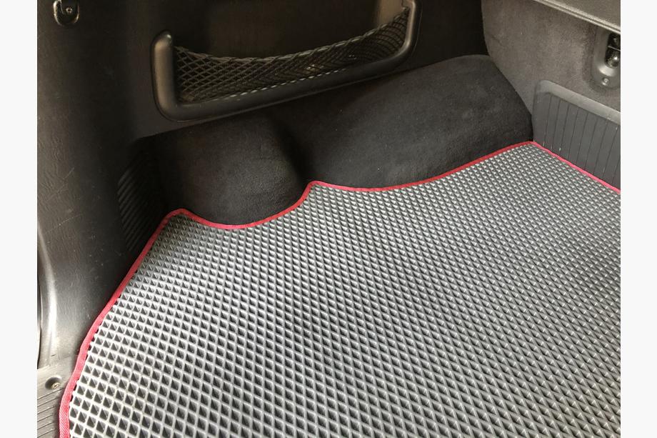 Jeep Grand Cherokee WJ 1999–2004 Kofferbakmat (EVA, zwart) Foto 4