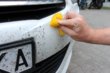 Zo verwijder je vastgekoekte insecten van je auto foto 1