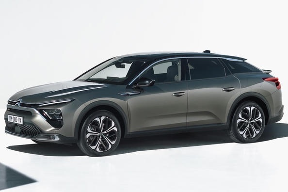 De nieuwe generatie crossover-liftback Citroen C5 X Foto 1
