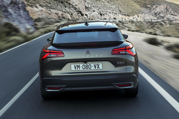 De nieuwe generatie crossover-liftback Citroen C5 X Foto 6