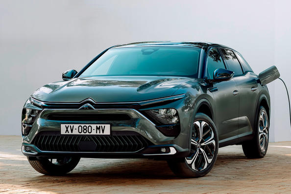 De nieuwe generatie crossover-liftback Citroen C5 X Foto 4
