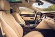 Review van de luxe vierwielaangedreven sedan Bentley Flying Spur foto 9