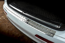 Audi Q7 2015–2026 RVS sierlijst voor achterbumper Carmos (RVS) foto 1