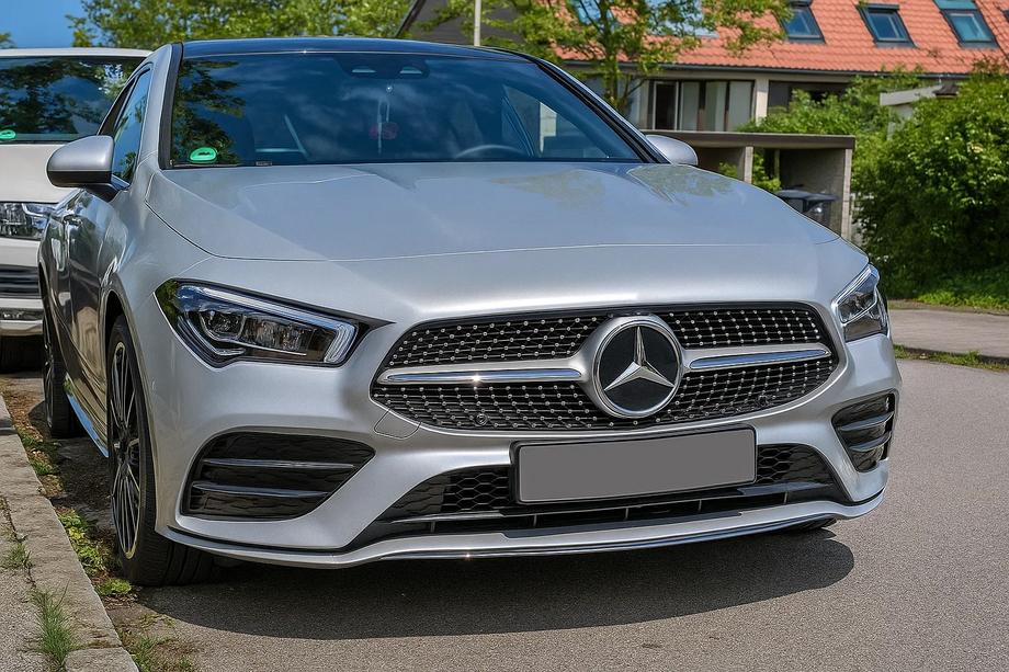 Mercedes CLA C118 2019– Voorgrille Diamond Silver (voor 2019-2022) Image