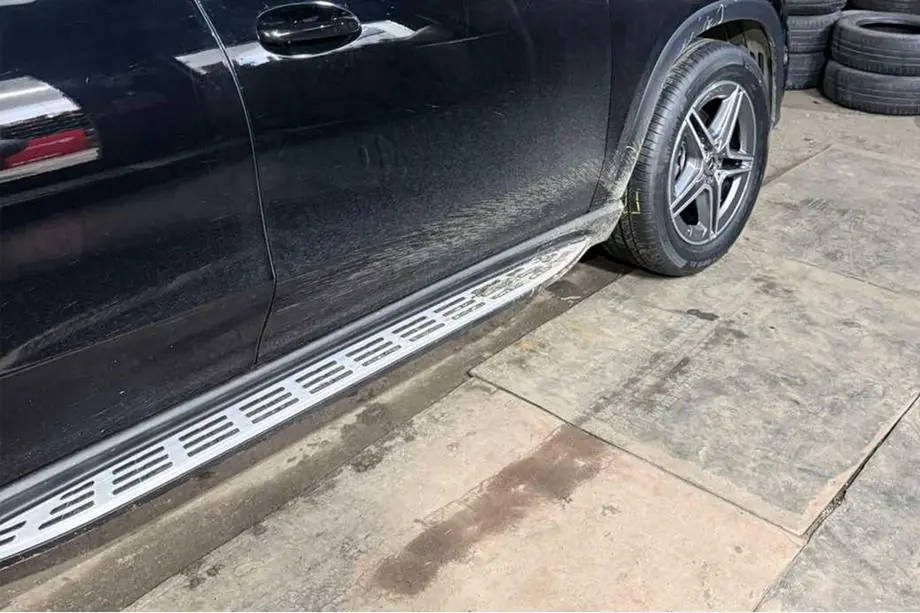 Mercedes GLE W167 2018– Side steps (2 stuks, OEM) Image