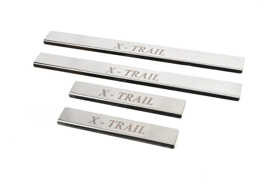Nissan X-trail T31 2007–2014 Carmos instaplijsten RVS (4 stuks) Image