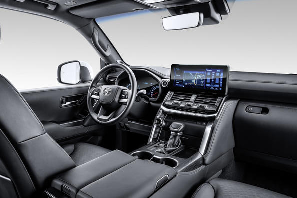 Review van de zevende generatie Toyota Land Cruiser 300 Foto 8