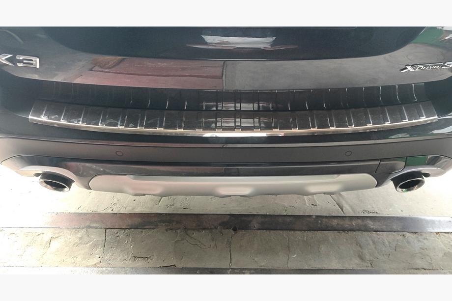 BMW X3 G01 2018– Achterbumperbeschermer Carmos (2018-2020, RVS) Image