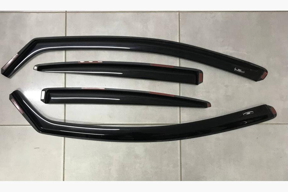 Opel Insignia 2008–2017 AFGEPRIJSD! Raamwindschermen, in-channel SD/HB (4 stuks, HIC) Image