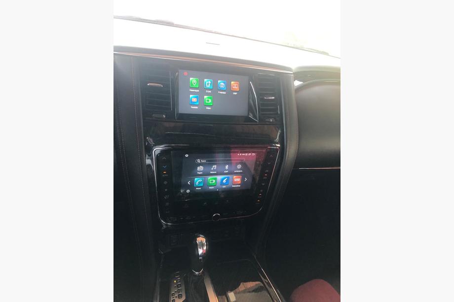 Nissan Armada 2016–2024 Multimediastation (volledig uitgerust) Image