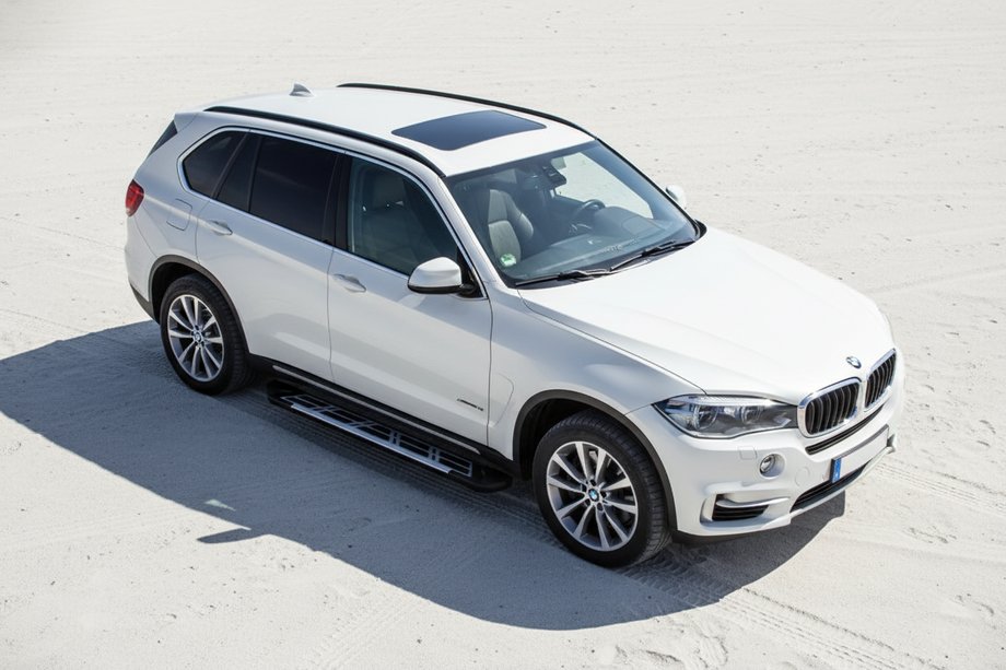 BMW X5 F15 2013–2018 Sunrise side steps (set van 2, aluminium) Image
