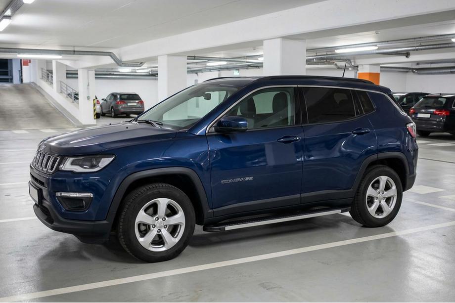 Jeep Compass 2016– Maya V1 zijtreden (2 stuks, aluminium) Image