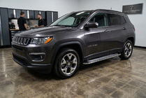 Jeep Compass 2016– Side steps Maydos V2 (2 stuks, aluminium) foto 1