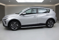 Hyundai Bayon 2021– Side steps Tayga Grey (2 stuks, aluminium) foto 2