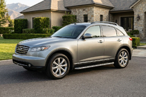 Infiniti FX 2003–2008 Maydos V1 zijtreden (2 stuks, aluminium) foto 1