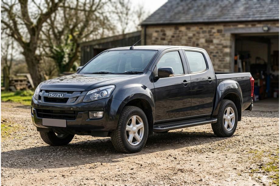 Isuzu D-Max 2011–2019 Allmond Black side steps (2 st., aluminium) Image