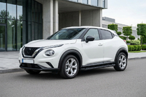 Nissan Juke 2020– Allmond Black side steps (2 st., aluminium) foto 1