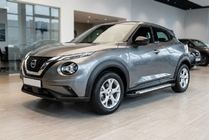 Nissan Juke 2020– Side steps Allmond Grey (set van 2, aluminium) foto 1