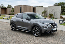 Nissan Juke 2020– BlackLine side steps (2 stuks, aluminium) foto 1