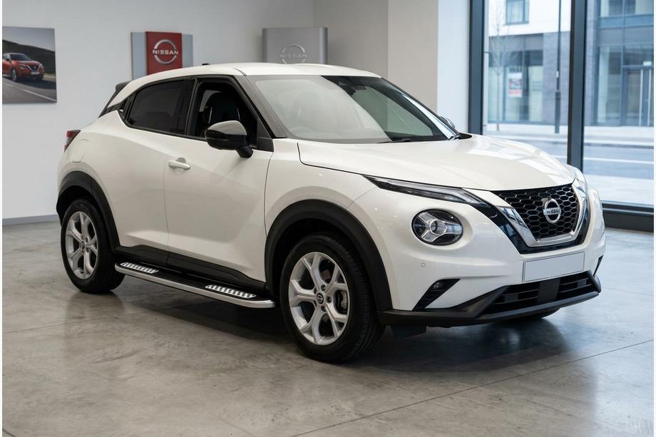 Nissan Juke 2020– Side steps Tayga V2 (2 stuks, aluminium) Image
