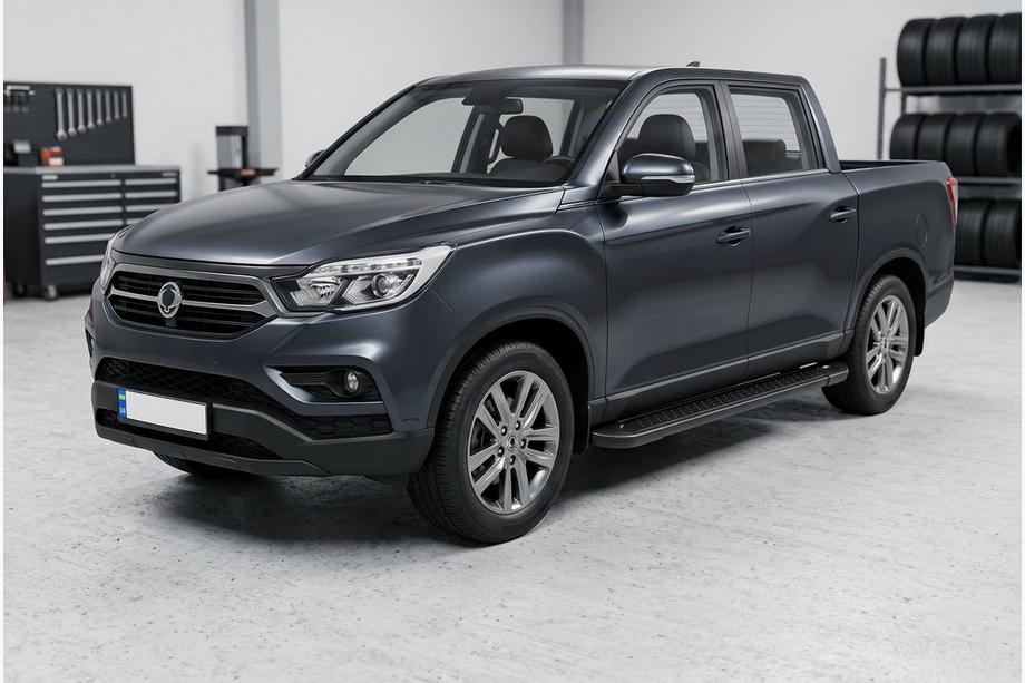 SsangYong Musso II 2018– Allmond Black side steps (2 st., aluminium) Image