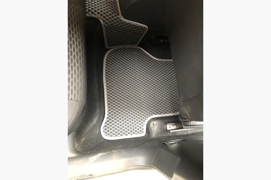 Volkswagen Golf 6 2008–2014 EVA automatten (zwart) Foto 9